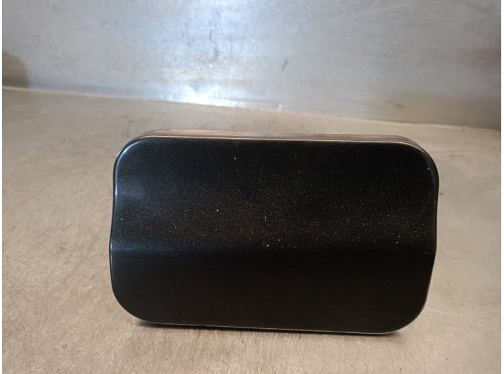 Recambio de tapa exterior combustible para mercedes-benz clase v (638/2) v 220 cdi (638.294) referencia OEM IAM A6387500303