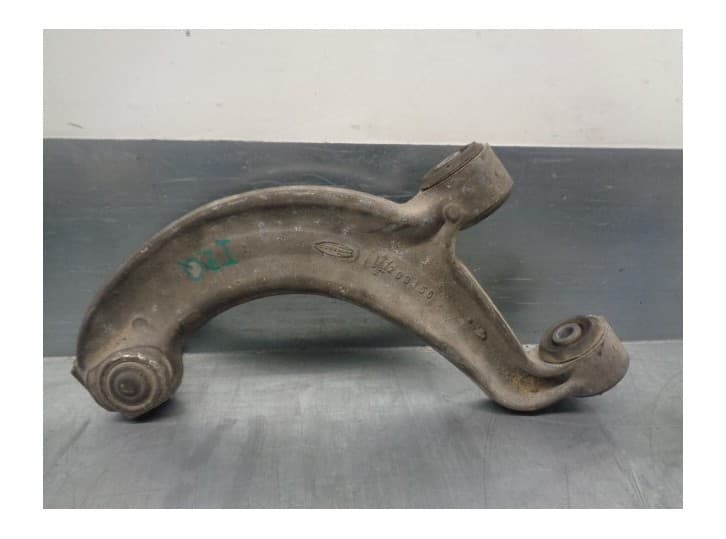 Recambio de brazo suspension superior trasero izquierdo para maserati quattroporte 4.7 v8 cat referencia OEM IAM 203156