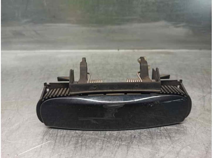 Recambio de maneta exterior trasera izquierda para audi a3 sportback (8pa) 2.0 fsi referencia OEM IAM 4B0839885