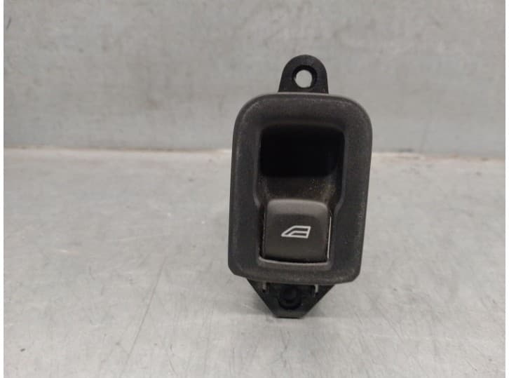 Recambio de mando elevalunas trasero izquierdo para volvo v60 i (155) d3 / d4 referencia OEM IAM 31272013 31272013