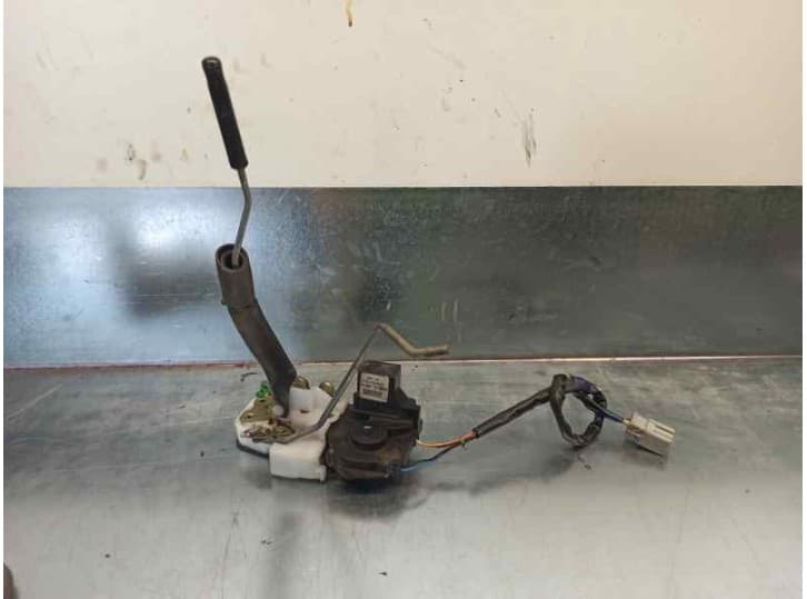 Recambio de cerradura puerta delantera derecha para rover 400 ii hatchback (rt) 420 di referencia OEM IAM FQJ102940 4 PINES 5 PU