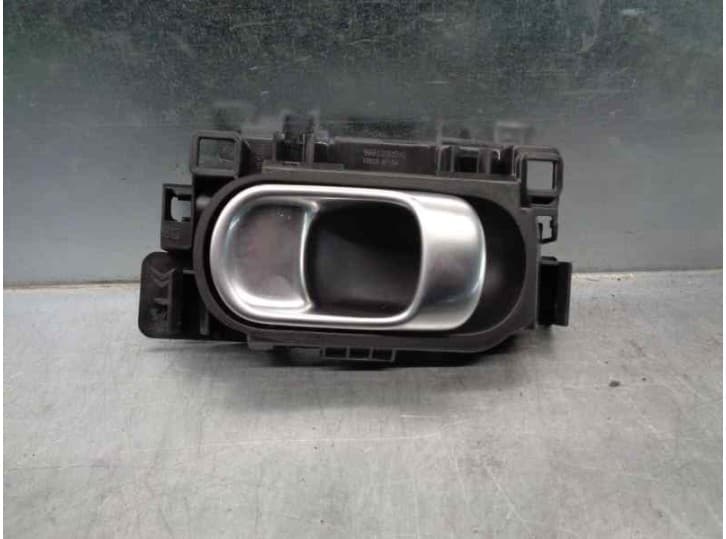 Recambio de maneta interior delantera derecha para citroën c4 cactus 1.6 hdi 90 referencia OEM IAM 98012885VV
