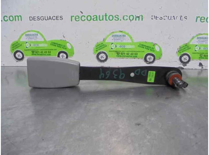 Recambio de enganche cinturon delantero derecho para hyundai santa fé ii (cm) 2.2 crdi referencia OEM IAM 888402B201