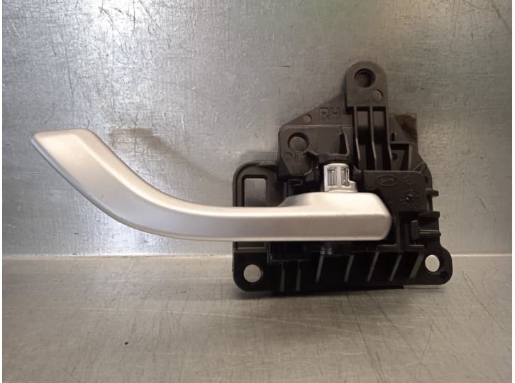 Recambio de maneta interior delantera derecha para hyundai i30 (pde, pd, pden) 1.0 t-gdi referencia OEM IAM 82623G4000 5 PUERTA