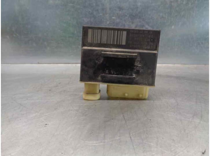 Recambio de caja precalentamiento para citroën berlingo furgoneta/monovolumen (b9) 1.6 hdi / bluehdi 75 referencia OEM IAM 96520