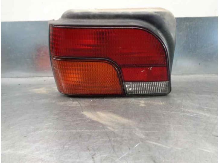 Recambio de piloto trasero izquierdo para rover 100 / metro hatchback (xp) 111 c/l/s referencia OEM IAM
