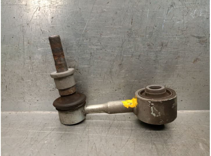 Recambio de bieleta estabilizadora trasera izquierda para toyota corolla sedán (_e21_) 1.8 vvti hybrid (zwe211, mzea12) referenc