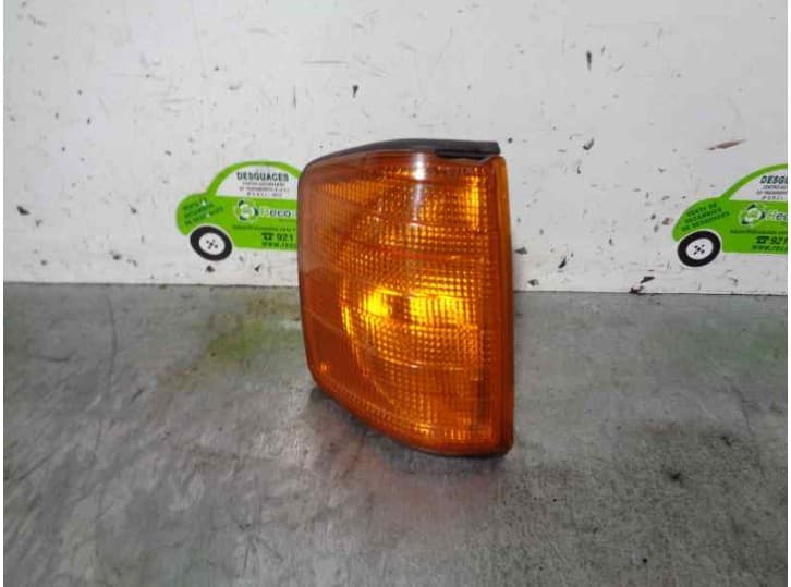 Recambio de piloto delantero derecho para mercedes-benz 190 (w201) e 2.3 (201.028) referencia OEM IAM 42665R6 HELLA