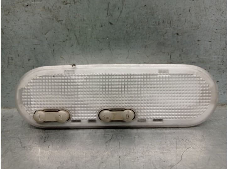Recambio de luz interior para renault trafic ii autobús (jl) 2.5 dci 145 (jl0j) referencia OEM IAM 8200439423 8200439423