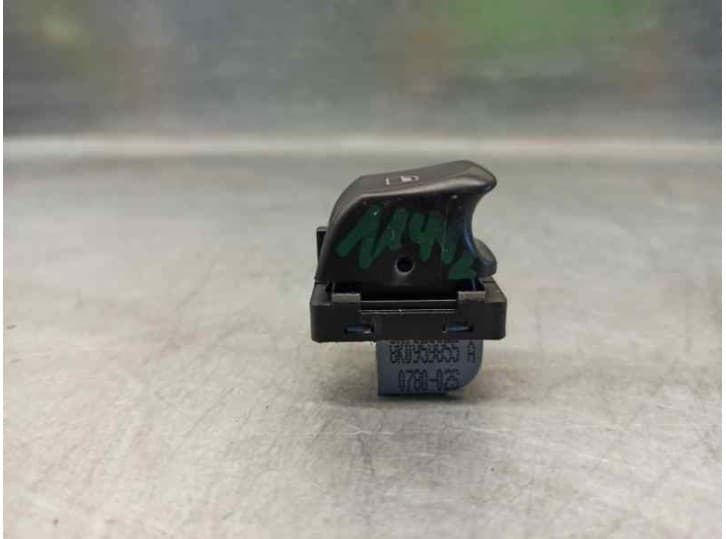 Recambio de mando elevalunas delantero derecho para audi a4 b8 (8k2) 2.0 tfsi referencia OEM IAM 8K0959855A