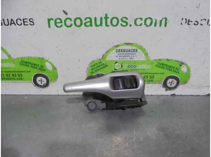 Recambio de maneta interior delantera izquierda para toyota auris (_e15_) 1.4 d-4d (nde150_) referencia OEM IAM 6920602120B1