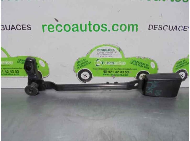 Recambio de enganche cinturon delantero derecho para audi allroad c5 (4bh) 2.5 tdi quattro referencia OEM IAM 4B0857756D
