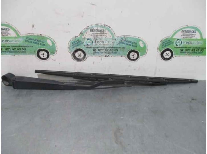Recambio de brazo limpia trasero para chrysler grand voyager (rg) 2.8 crd referencia OEM IAM 05288704AD