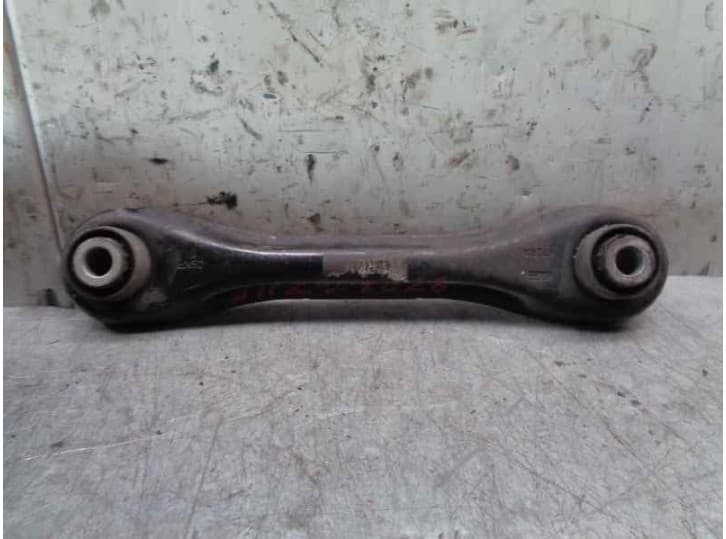 Recambio de brazo suspension inferior trasero derecho para volvo s40 ii (544) 2.0 d referencia OEM IAM 3M515K743FB 111207013528