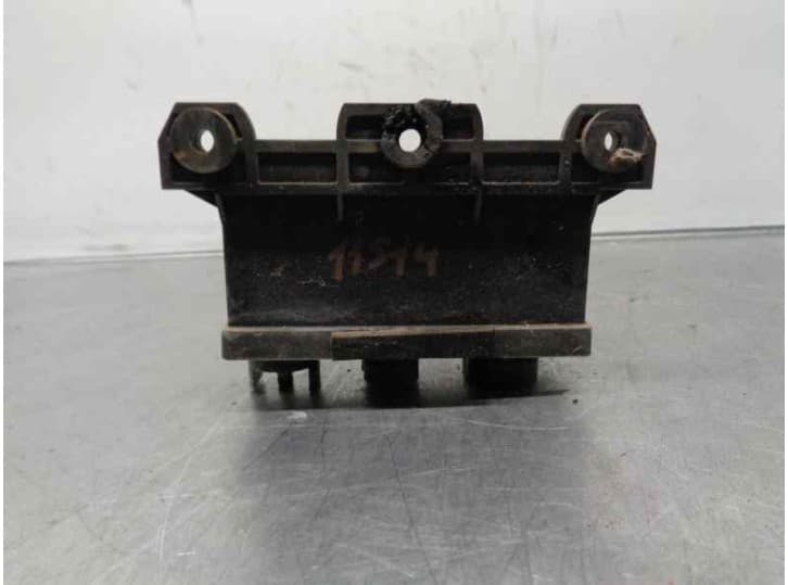 Recambio de caja precalentamiento para renault rapid / express (f40) diesel referencia OEM IAM 7700866727