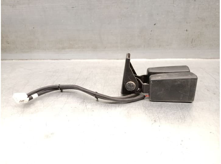 Recambio de enganche cinturon trasero izquierdo para kia cee'd sportswagon (jd) 1.0 t-gdi referencia OEM IAM 89830A6000WK 89830A