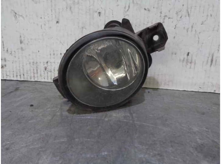 Recambio de faro antiniebla izquierdo para nissan primera (p12) 2.2 di referencia OEM IAM 8200002469 66986410