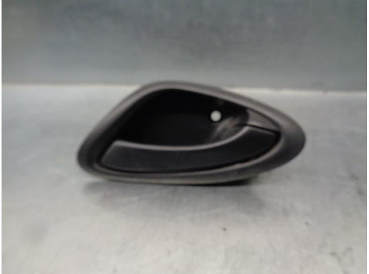 Recambio de maneta interior delantera derecha para honda jazz ii (gd_, ge3, ge2) 1.2 i-dsi (gd5, ge2) referencia OEM IAM 72120SA