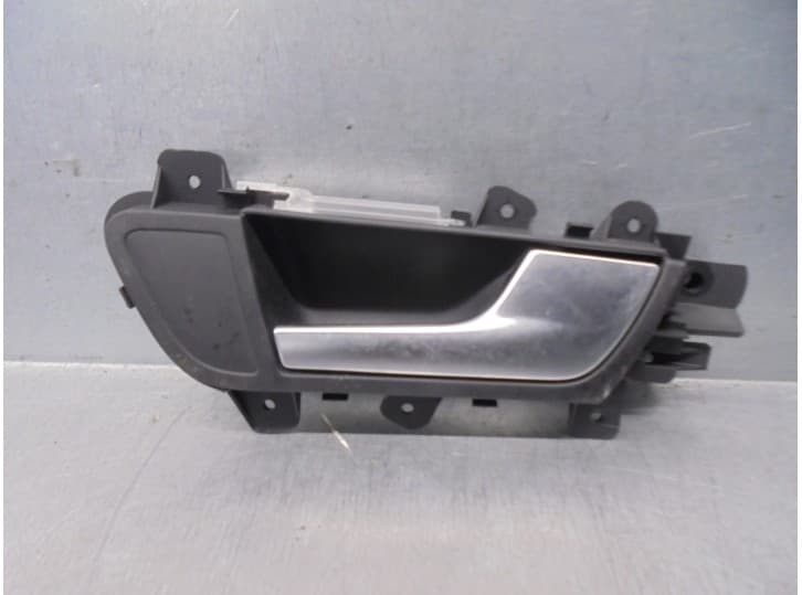 Recambio de maneta interior delantera derecha para audi a4 b8 (8k2) 2.0 tdi referencia OEM IAM 8K0837020E 4 PUERTAS