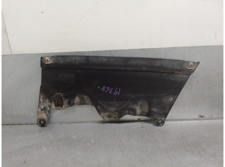 Recambio de molduras traseras para bmw 1 descapotable (e88) 118 d referencia OEM IAM 51127183874