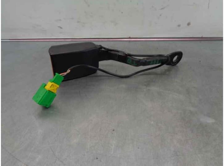 Recambio de enganche cinturon trasero derecho para citroën c6 (td_) 2.7 hdi referencia OEM IAM 5375119F 5375119F