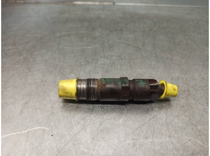 Recambio de inyector para peugeot 106 ii (1a_, 1c_) 1.5 d referencia OEM IAM KCE30S8
