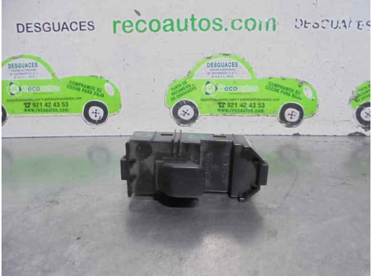 Recambio de mando elevalunas trasero derecho para lexus is i (_e1_) 200 (gxe10) referencia OEM IAM 8403053010C0