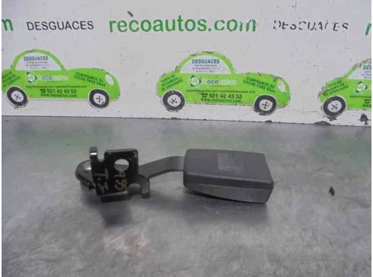 Recambio de enganche cinturon trasero izquierdo para renault koleos i (hy_) 2.0 dci (hy0k) referencia OEM IAM SIN REFE