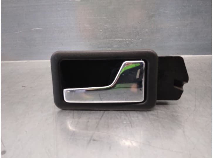 Recambio de maneta interior delantera derecha para audi 100 c3 sedán (443, 444) 2.2 referencia OEM IAM 893837020 4 PUERTAS
