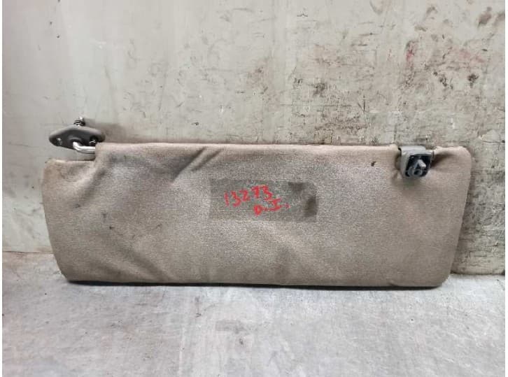 Recambio de parasol izquierdo para nissan trade furgoneta 100 referencia OEM IAM 3474188