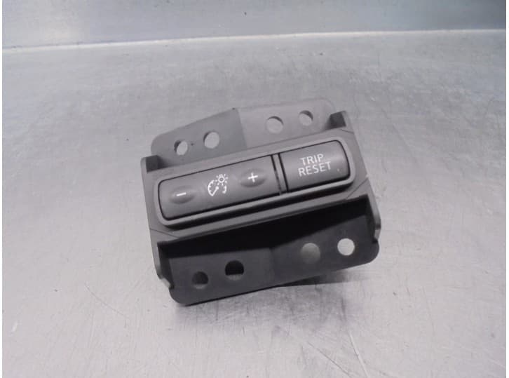 Recambio de interruptor para nissan pulsar hatchback (c13) 1.5 dci referencia OEM IAM 248243ZL0A