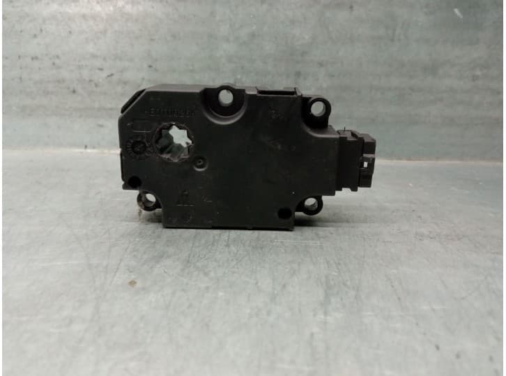 Recambio de motor apertura trampillas climatizador para audi a6 c8 (4a2) 35 tdi mild hybrid referencia OEM IAM ET416003 ZBAT008