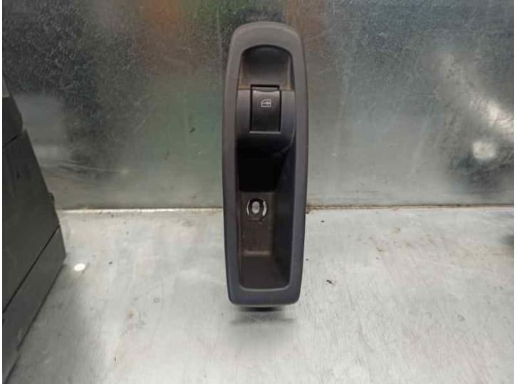 Recambio de mando elevalunas trasero derecho para renault koleos i (hy_) 2.0 dci (hy0k) referencia OEM IAM 25411JY00A