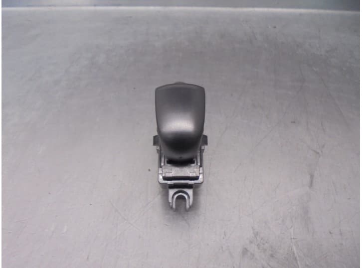 Recambio de mando elevalunas trasero derecho para nissan pulsar hatchback (c13) 1.5 dci referencia OEM IAM 254114CE0A
