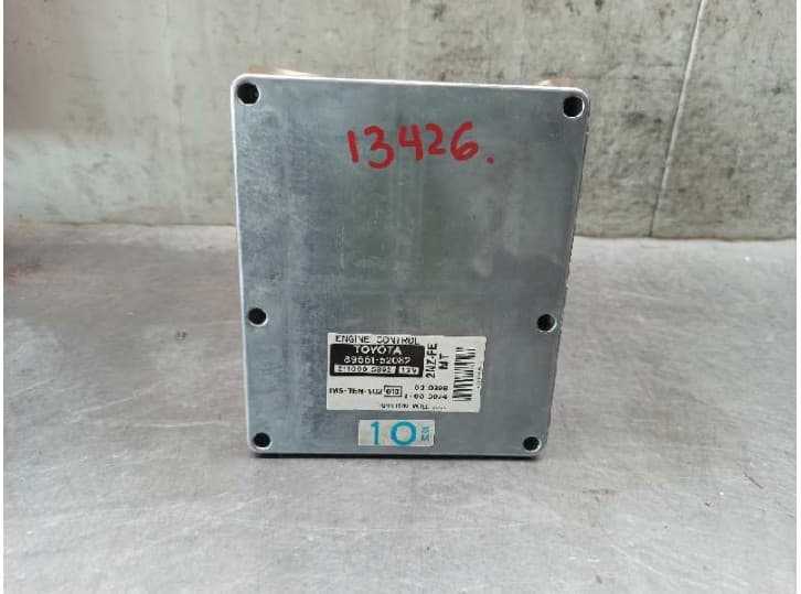 Recambio de centralita motor uce para toyota yaris (_p1_) 1.3 (ncp10_, scp12_) referencia OEM IAM 8966152082