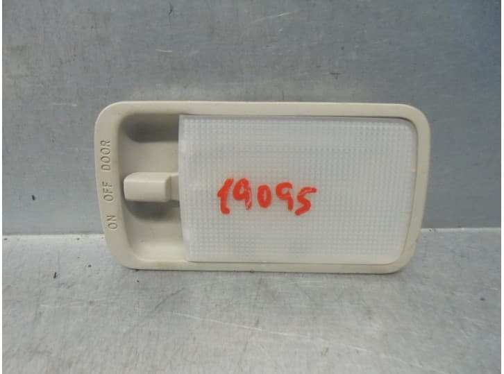 Recambio de luz interior para nissan pulsar hatchback (c13) 1.5 dci referencia OEM IAM 264103DN0A TRASERA
