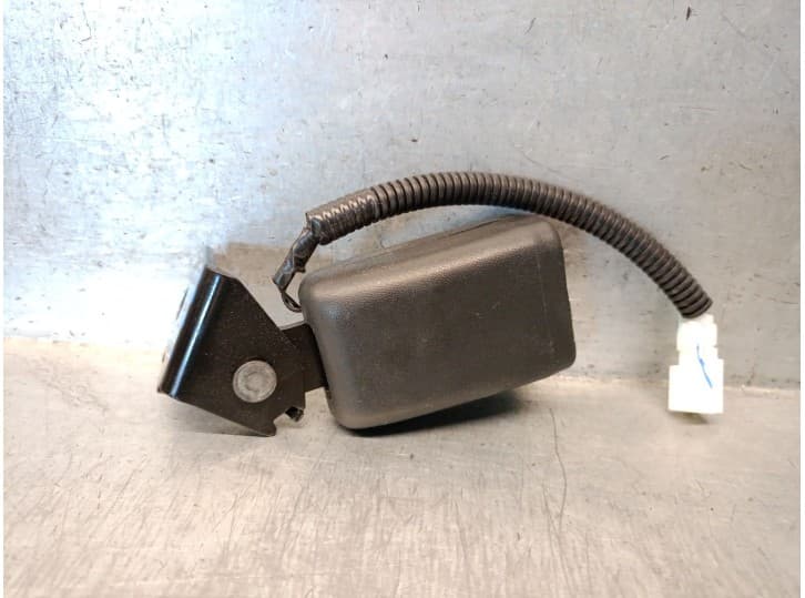 Recambio de enganche cinturon trasero izquierdo para hyundai i20 ii (gb, ib) 1.2 referencia OEM IAM 89830C8200TRY 89830C8200TRY