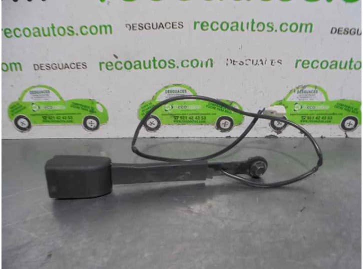 Recambio de enganche cinturon delantero izquierdo para nissan x-trail ii (t31) 2.0 dci referencia OEM IAM 2664070 2 PINES