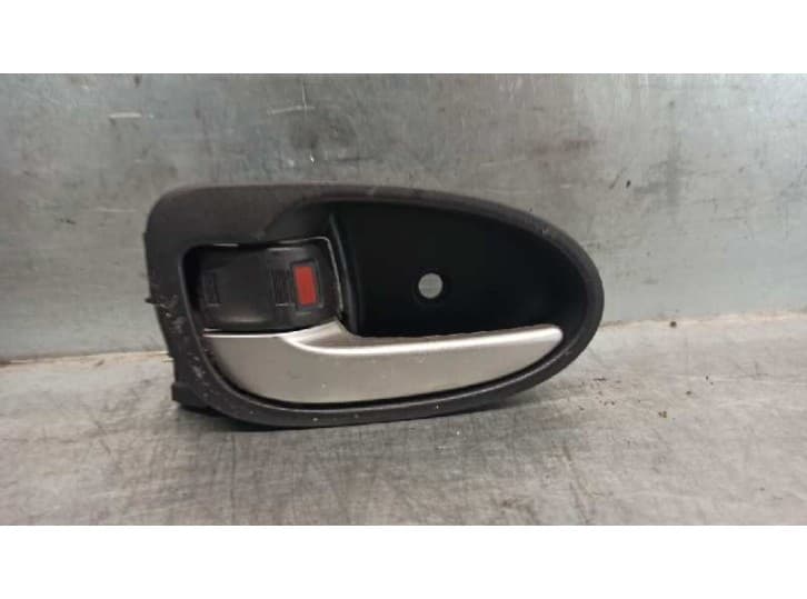 Recambio de maneta interior delantera izquierda para toyota yaris (_p9_) 1.4 d-4d (nlp90_) referencia OEM IAM 692062D90