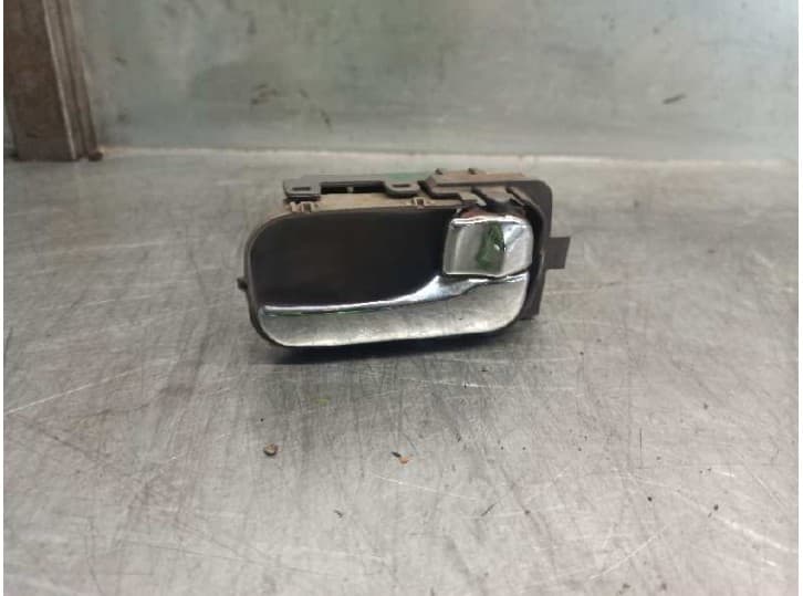 Recambio de maneta interior trasera derecha para nissan almera ii (n16) 2.2 di referencia OEM IAM 806707M300 806707M300