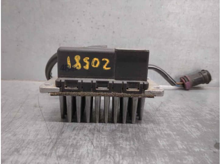 Recambio de resistencia calefaccion para audi a6 c4 (4a2) 2.5 tdi quattro referencia OEM IAM 5DS00645502 4A0820521A BOSCH