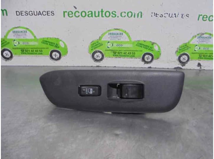 Recambio de mando elevalunas delantero derecho para toyota rav 4 2.4 120kw referencia OEM IAM 7423142130