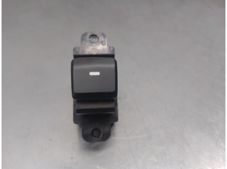 Recambio de mando elevalunas trasero derecho para hyundai i20 ii (gb, ib) 1.2 referencia OEM IAM 93580C7020