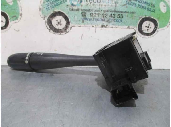 Recambio de mando luces para chrysler grand voyager (rg) 2.8 crd referencia OEM IAM 04685711AA 23199 4 PINES