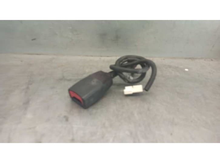 Recambio de enganche cinturon delantero derecho para hyundai i20 i (pb, pbt) 1.2 referencia OEM IAM 89840C8200TRY