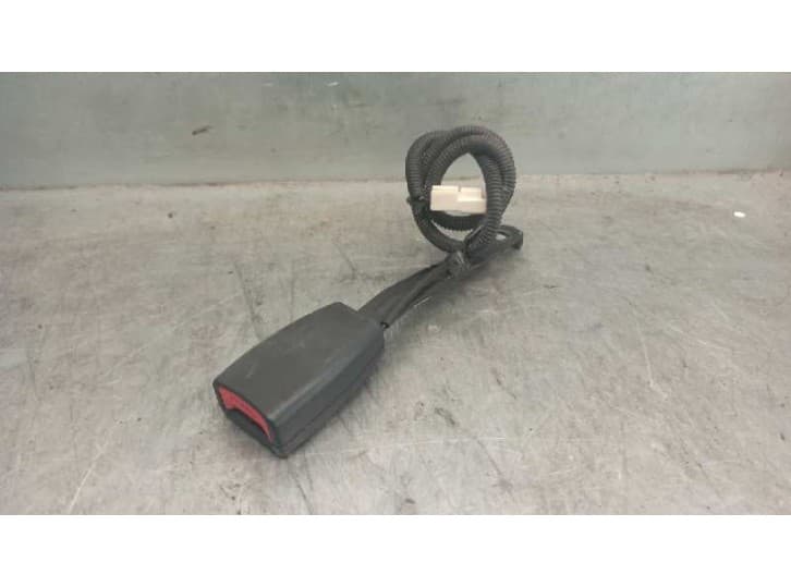 Recambio de enganche cinturon delantero izquierdo para hyundai i20 i (pb, pbt) 1.2 referencia OEM IAM 89840C8200TRY