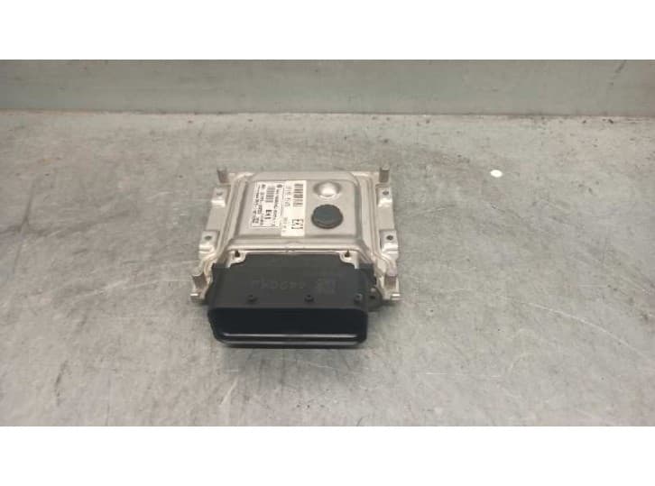 Recambio de centralita motor uce para hyundai i20 i (pb, pbt) 1.2 referencia OEM IAM 3911103700