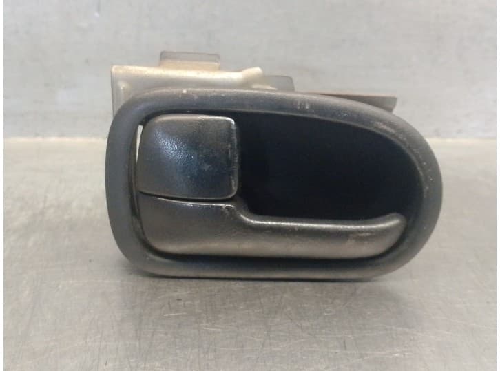 Recambio de maneta interior delantera izquierda para mazda mx-3 (ec) 1.6 i referencia OEM IAM EA0159330D02 EA0159330D02