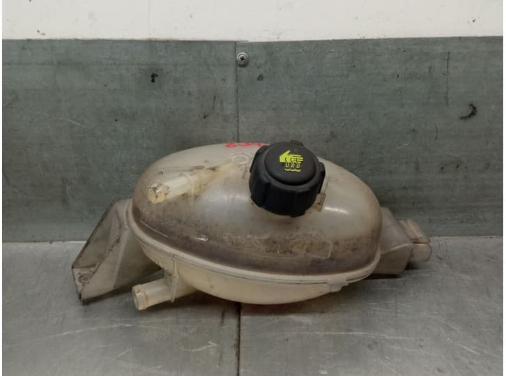 Recambio de deposito expansion para opel movano b furgoneta (x62) 2.3 cdti fwd (fv) referencia OEM IAM 217100015R 4420573