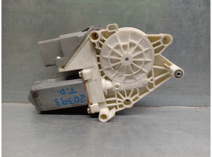 Recambio de motor elevalunas trasero derecho para citroën c5 ii (rc_) 1.6 hdi (rc8hzb) referencia OEM IAM 922467 6 PINES 5 PUERT